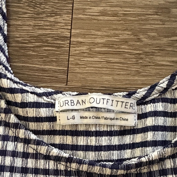 Urban Outfitters Navy and White Gingham Romper - Picture 4 of 4